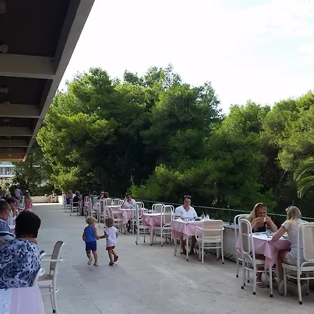 Helios Sunny By Valamar 2* Stari Grad (Hvar)